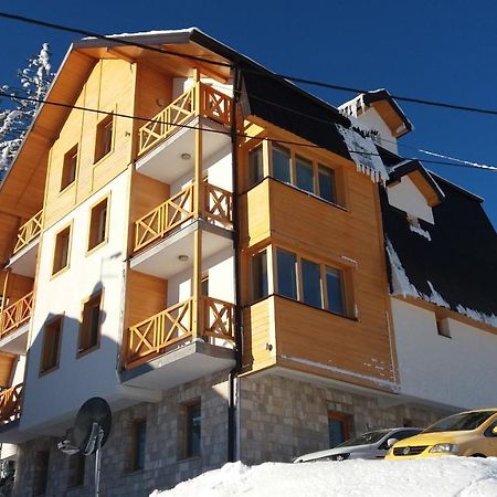 Apartments Rapid ヤホリナ エクステリア 写真