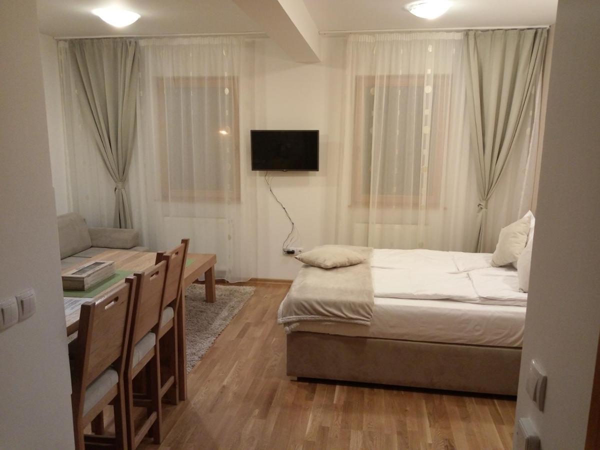 Apartments Rapid ヤホリナ エクステリア 写真