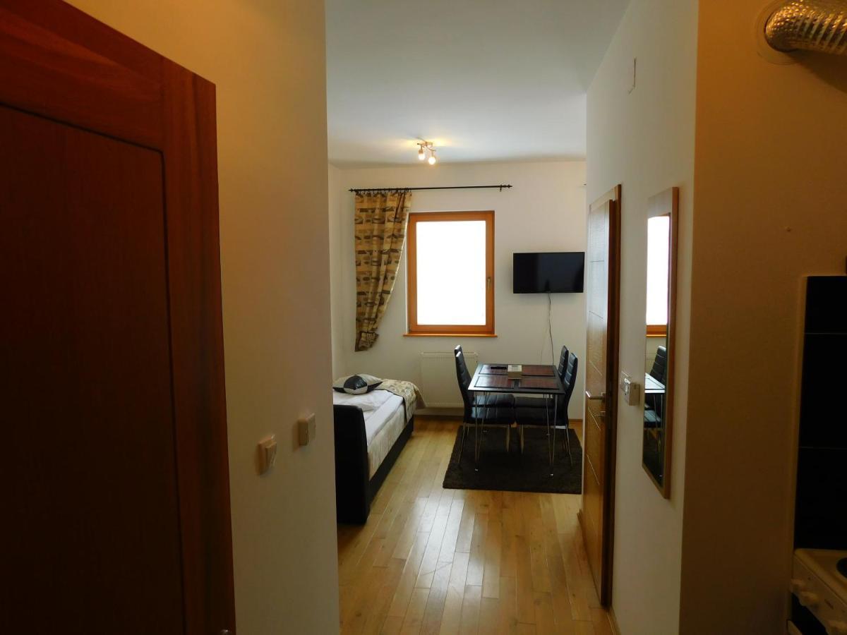 Apartments Rapid ヤホリナ エクステリア 写真